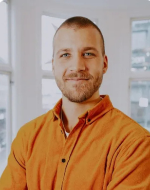 Christopher-Cato-Lavebrand-Profile