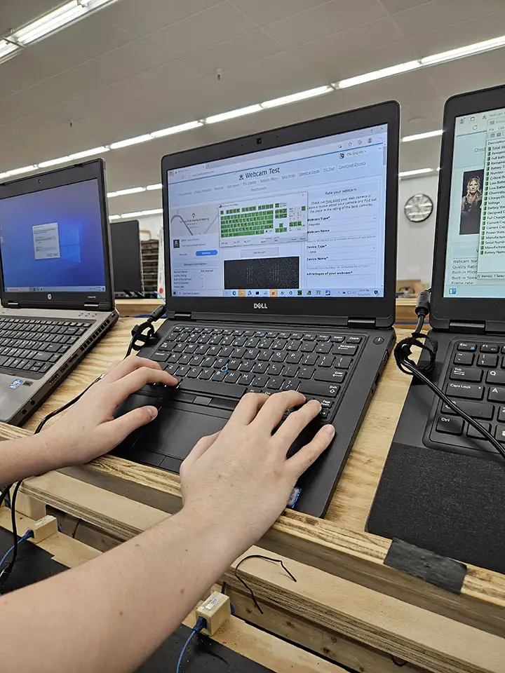 Hands-on testing at a Regadget bench